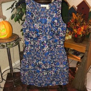 Beautiful DKNY dress (alone or for layering)